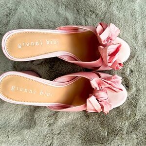 Gianni Bini Open Toe Sandals